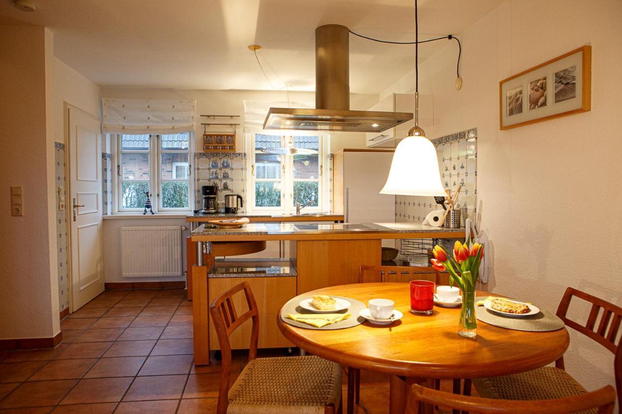 Friesennest Apartment Oldsum Bagian luar foto