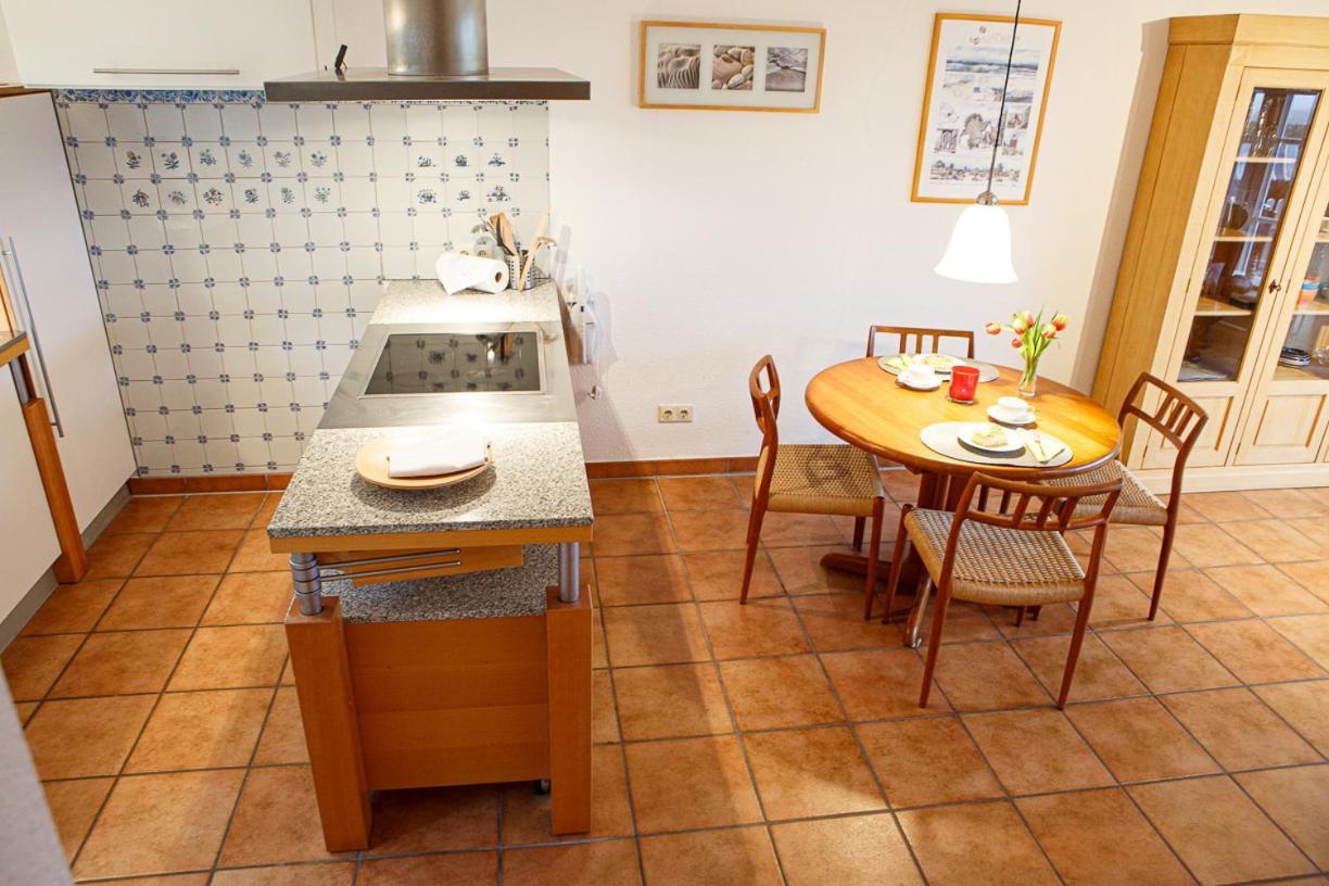 Friesennest Apartment Oldsum Bagian luar foto